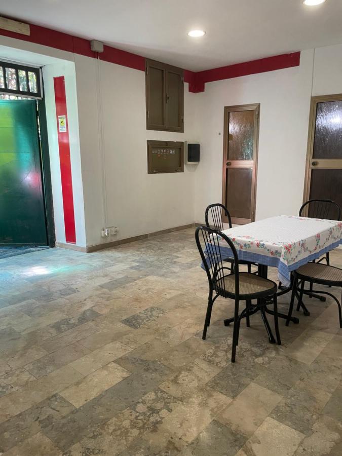 Hostel Hostal Garbatella *