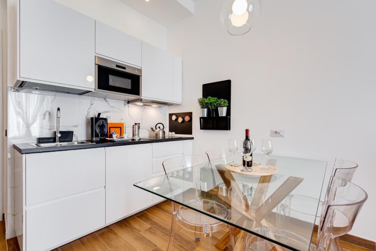 Lovely Two-room In The Center Of Rome