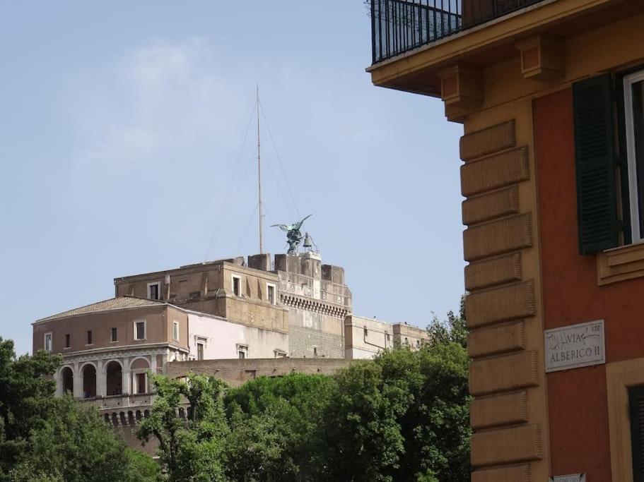 Domus Alberico Guest house 2*