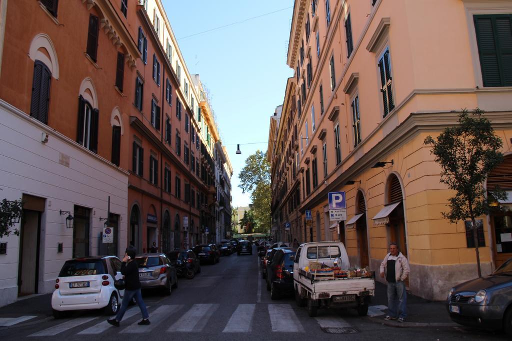 Pia Domus Guest house Rome