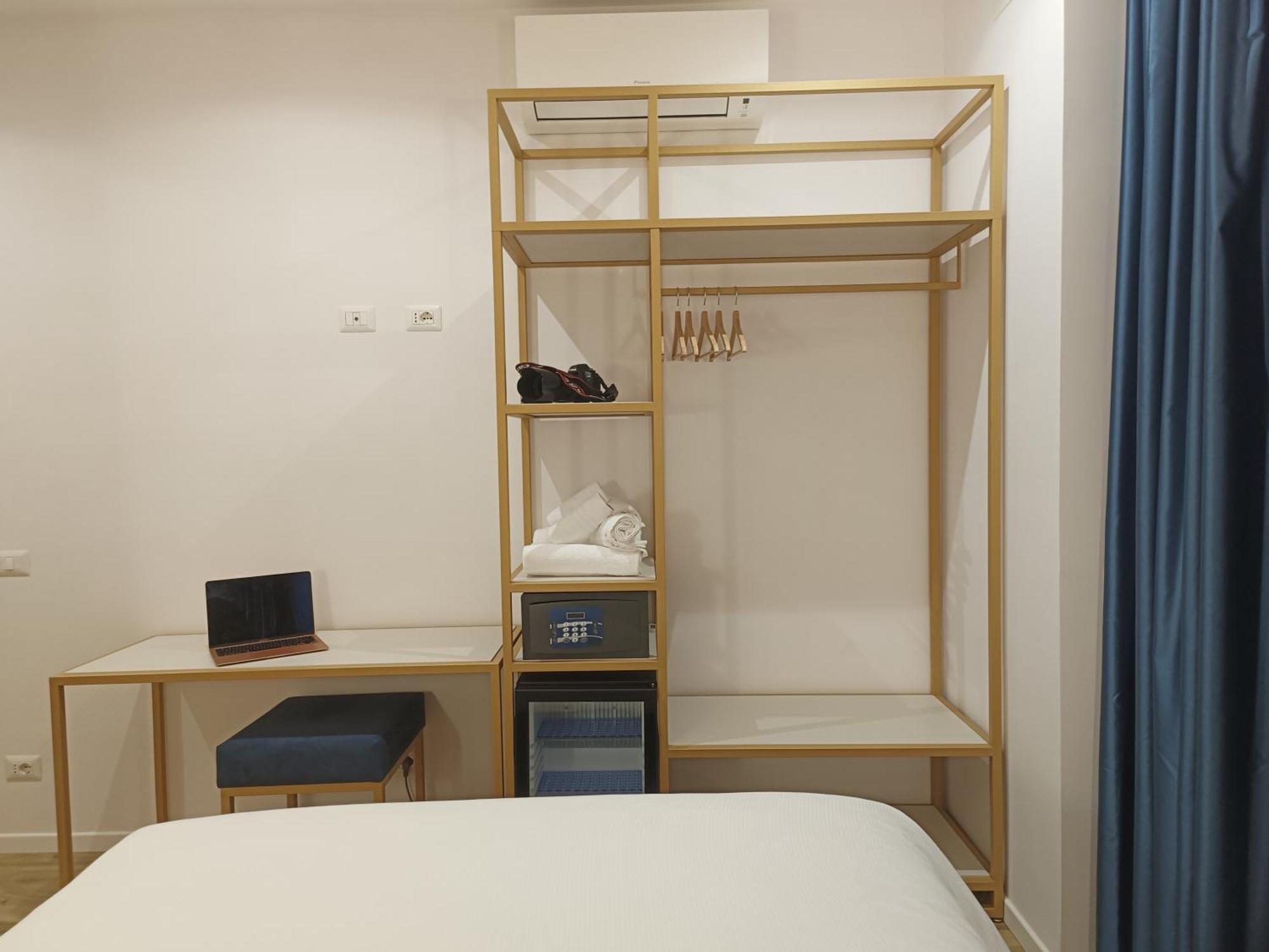 Romi Guest house