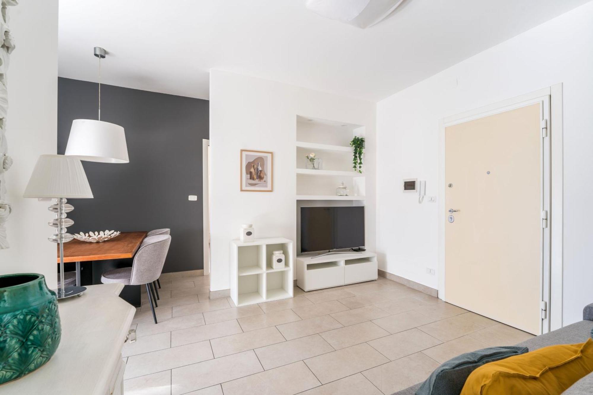 Maison Lumiere, Design 5 Min From Tiburtina Station Apartment
