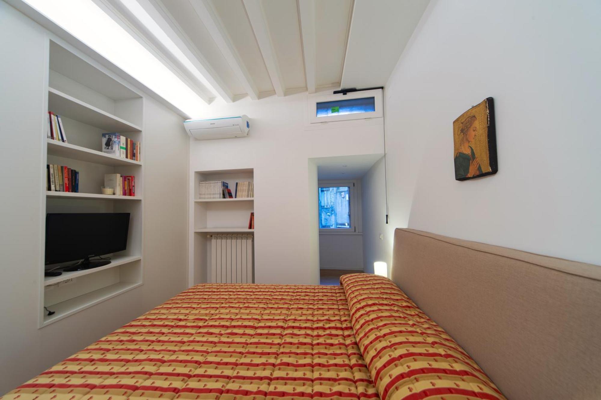 Appartamento Banchi Nuovi, Modern And Cozy *
