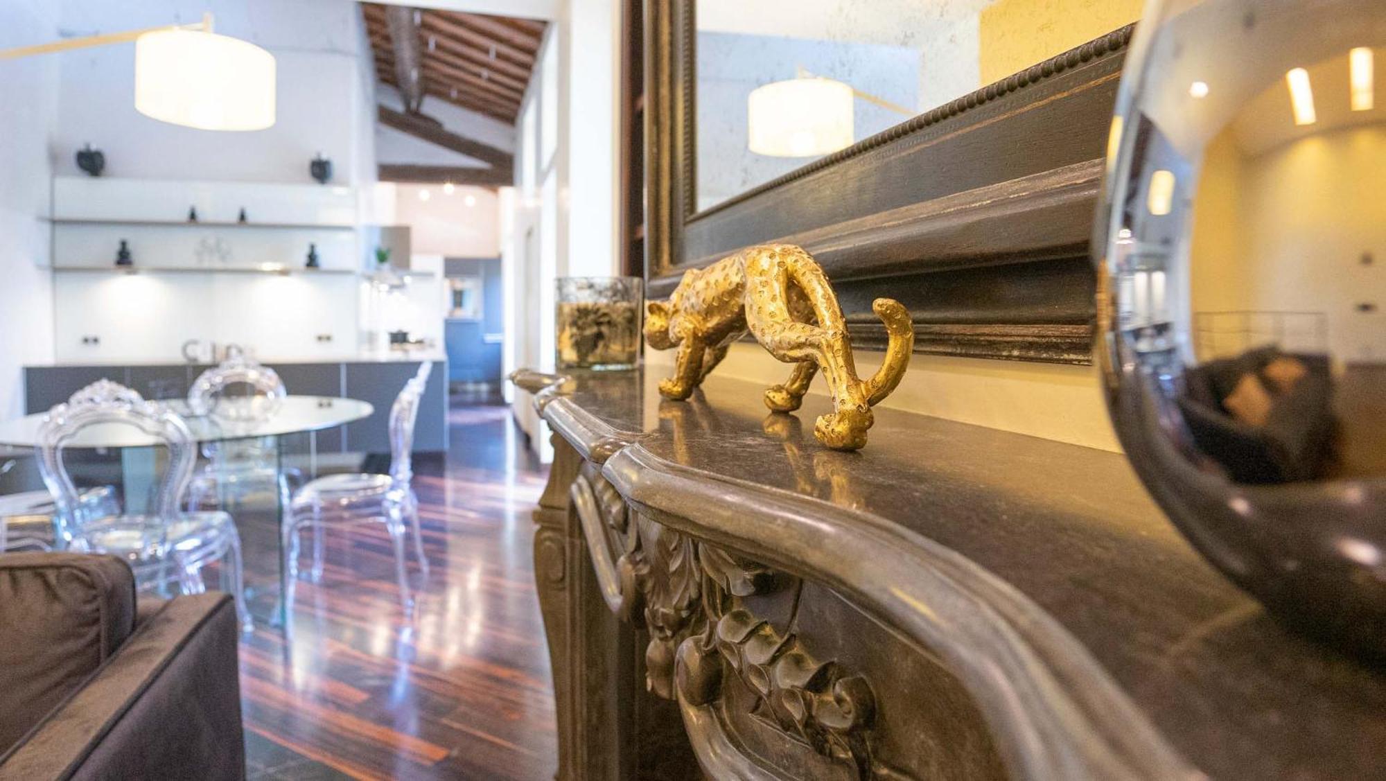 Piazza Venezia Charming With View Apartment Rome