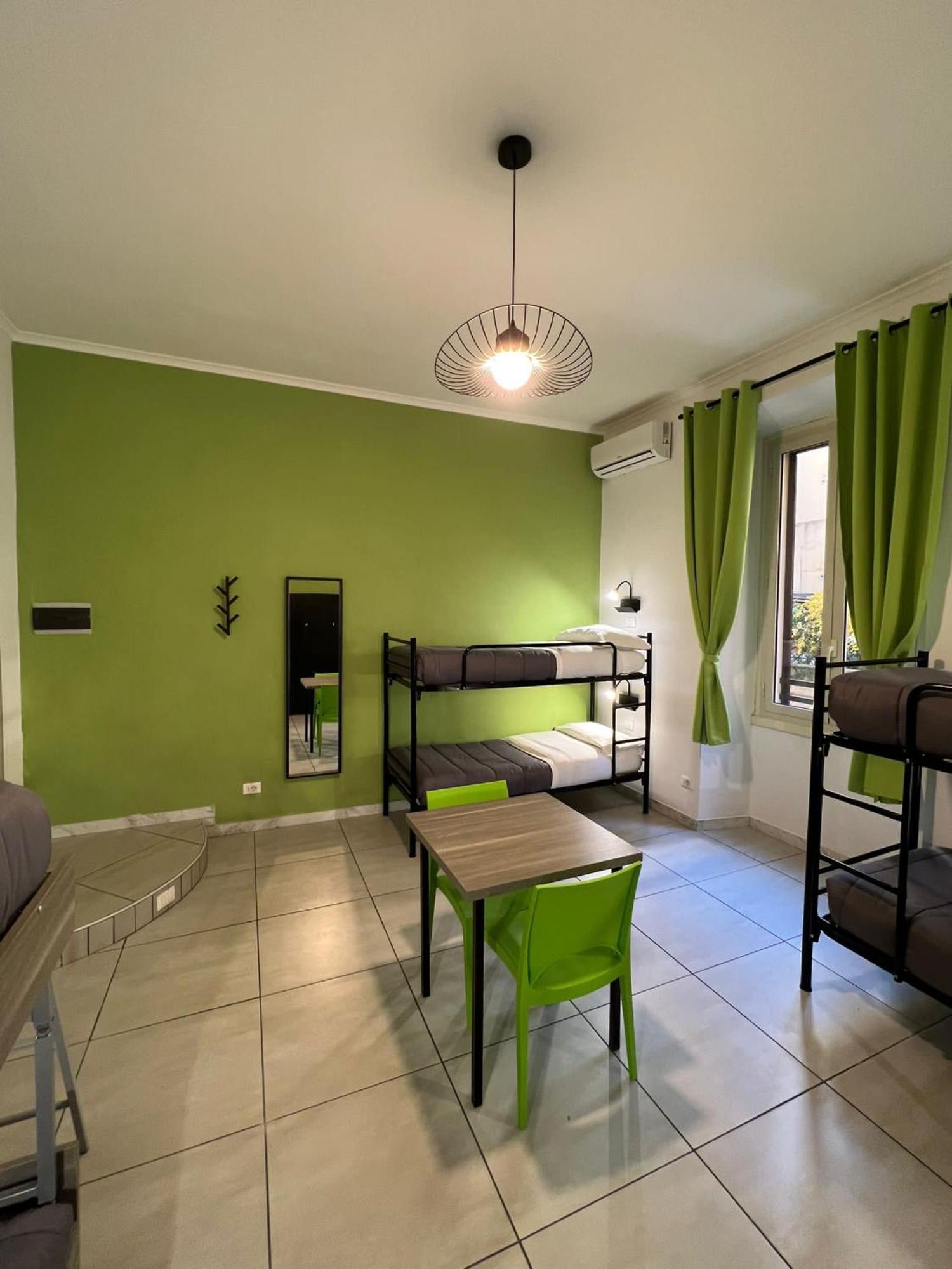 Palladini Hostel *