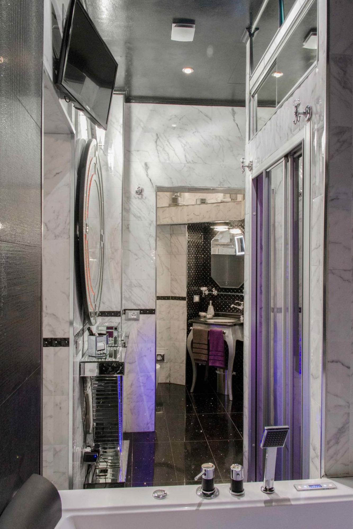Jacuzzi Suitesweetrome * Rome