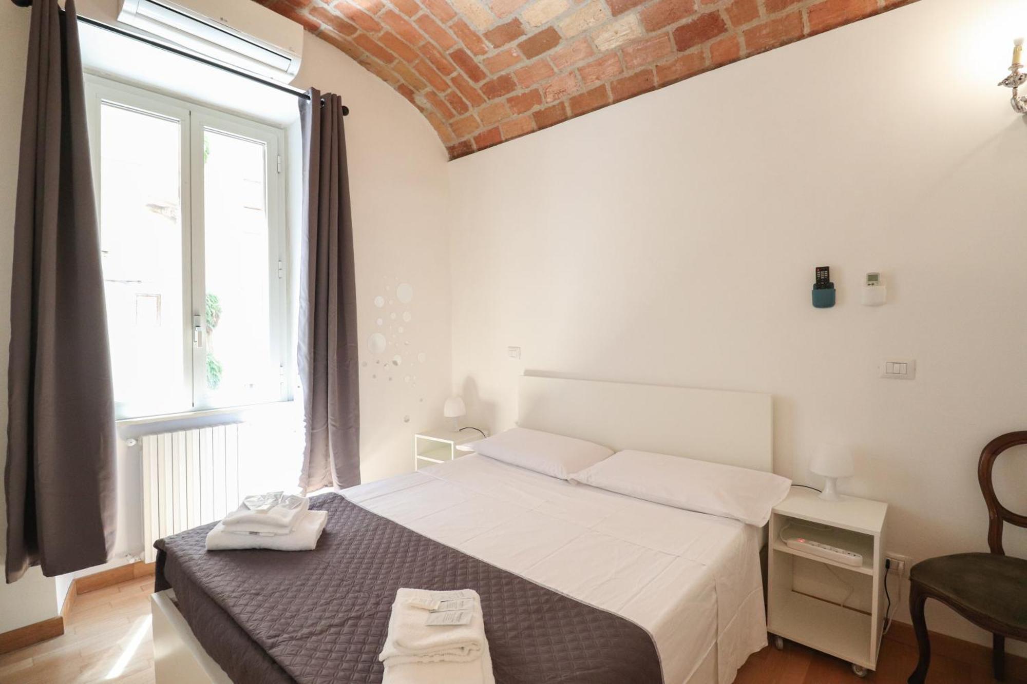 Casa Cecilia A Monti * Roma