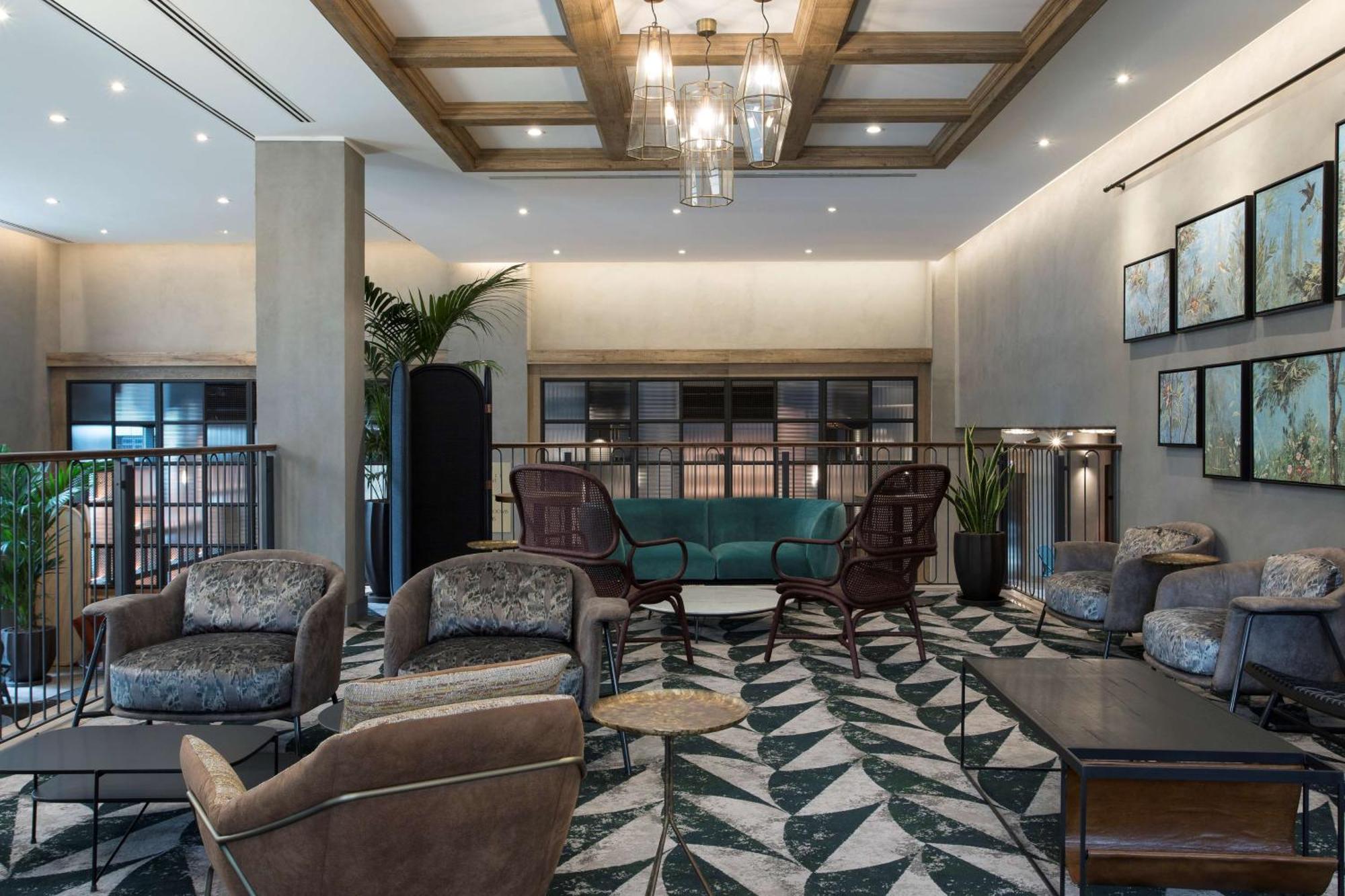 Doubletree By Hilton Monti Hotel Roma