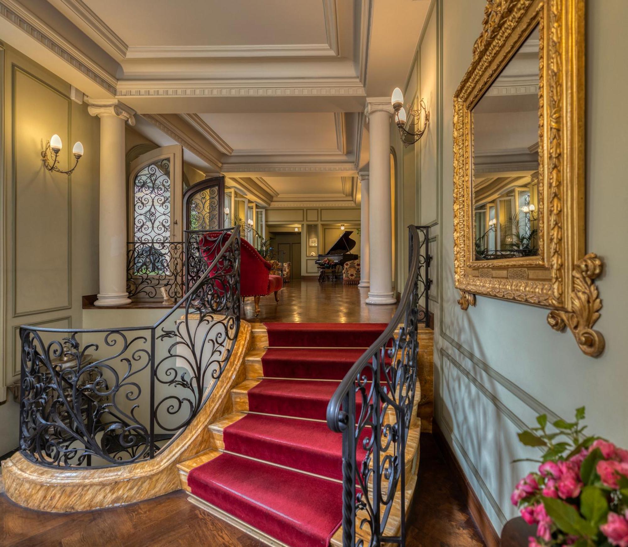 Hotel Locarno