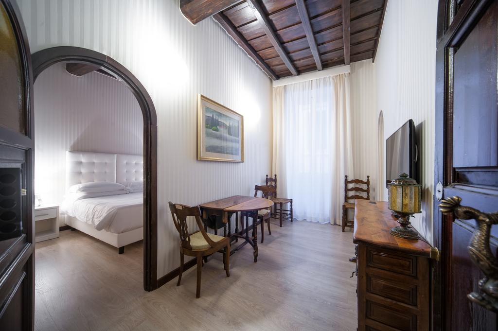 Hotel Trevi 41 Rome