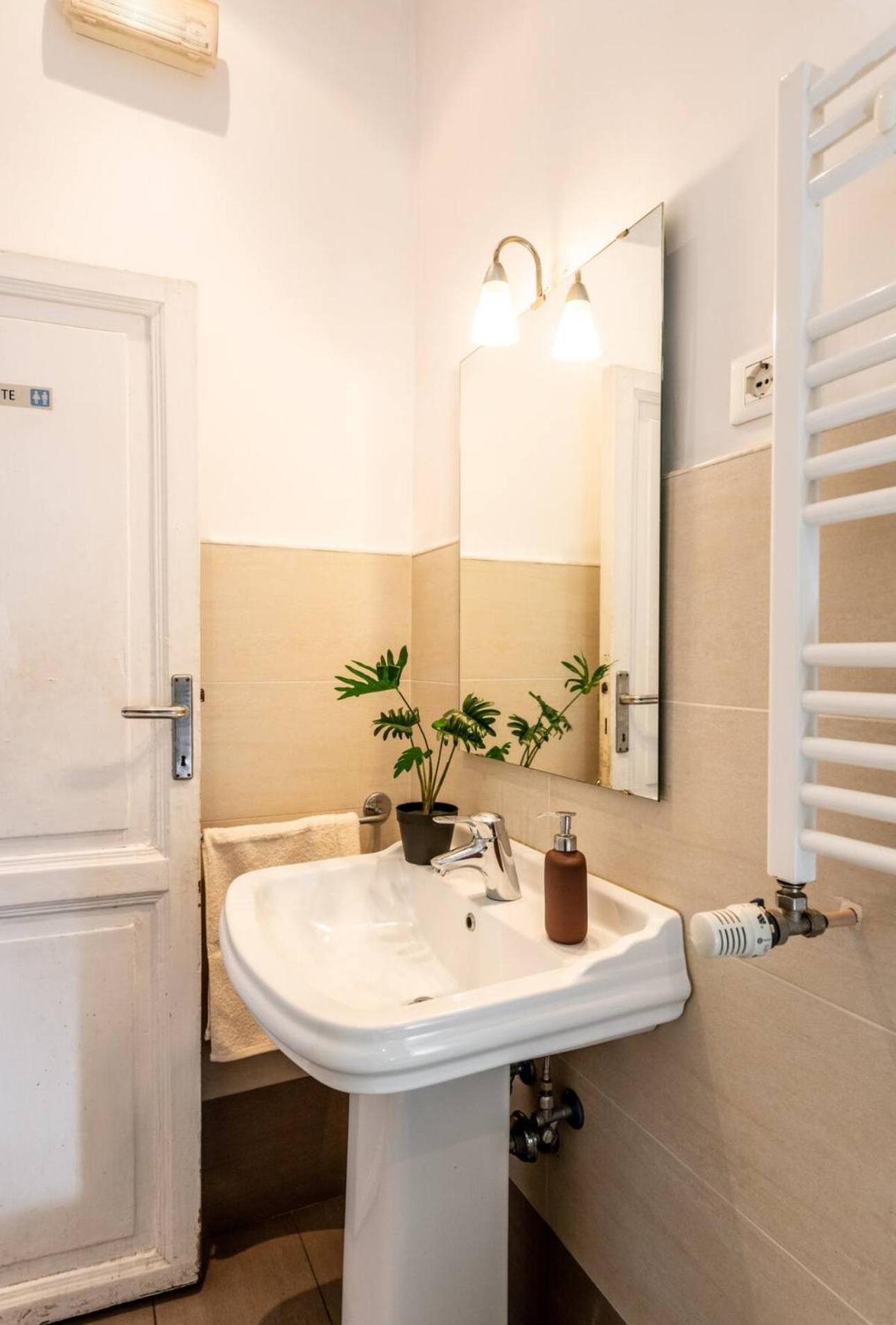 Bell Apartment *