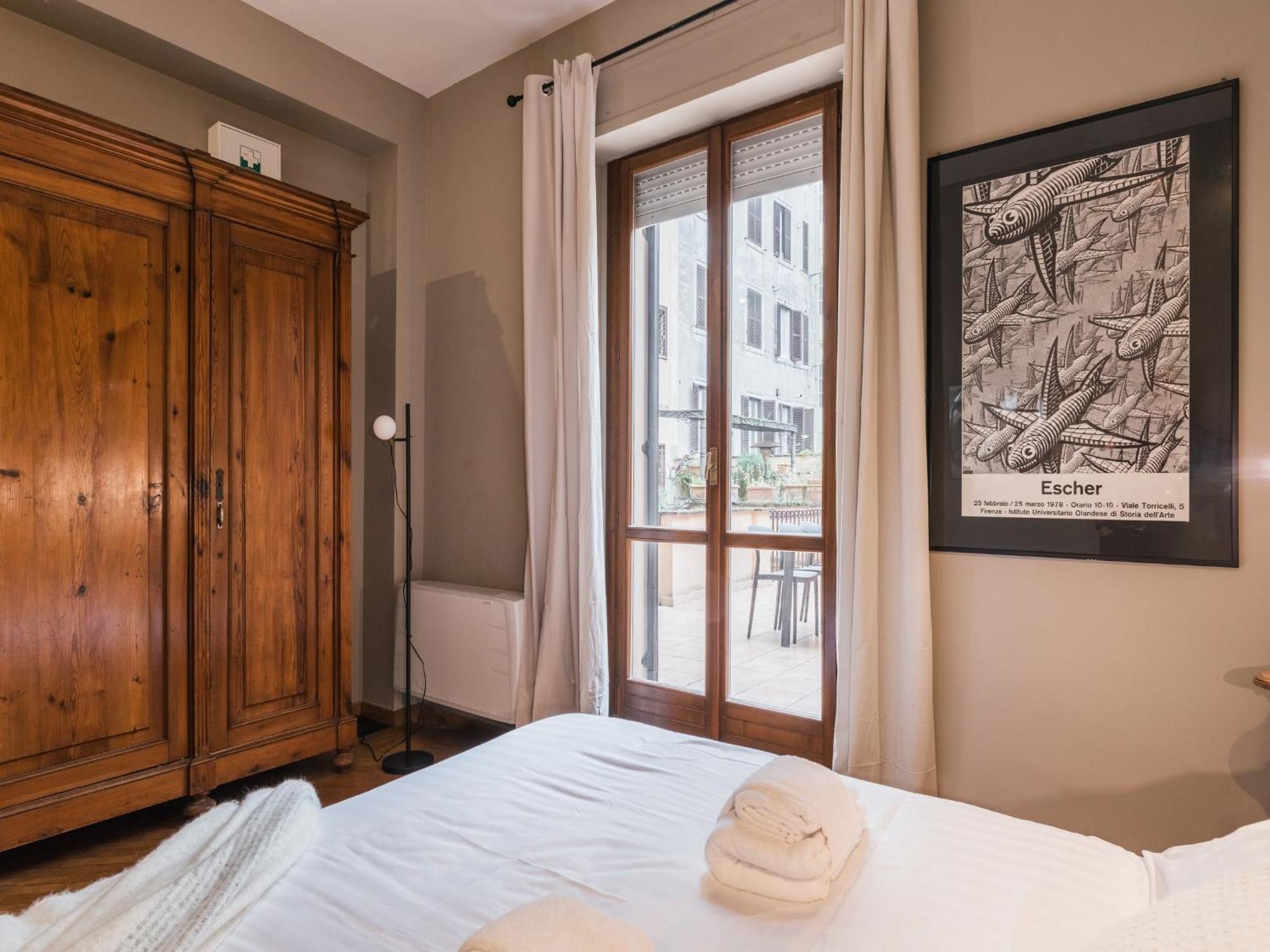 Apartment The Rent - Charming Flat Near Colosseo