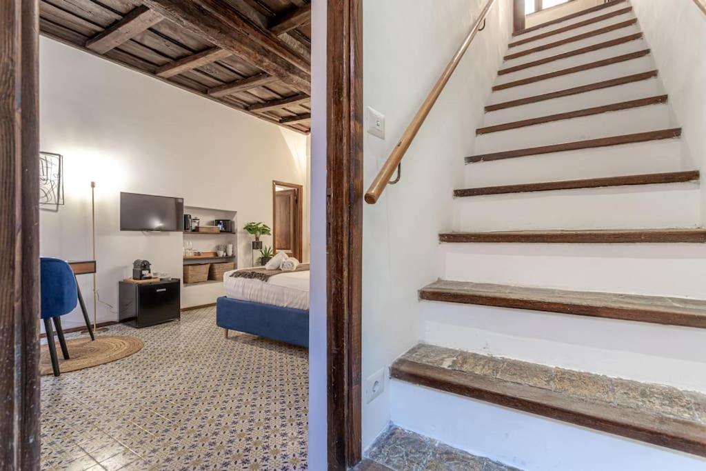 Apartment 18 Ciancaleoni House *