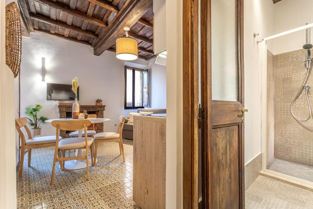 Apartment 18 Ciancaleoni House *