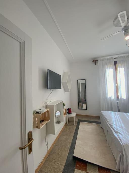 Apartment Netflix & Wi-fi Dacia Rome