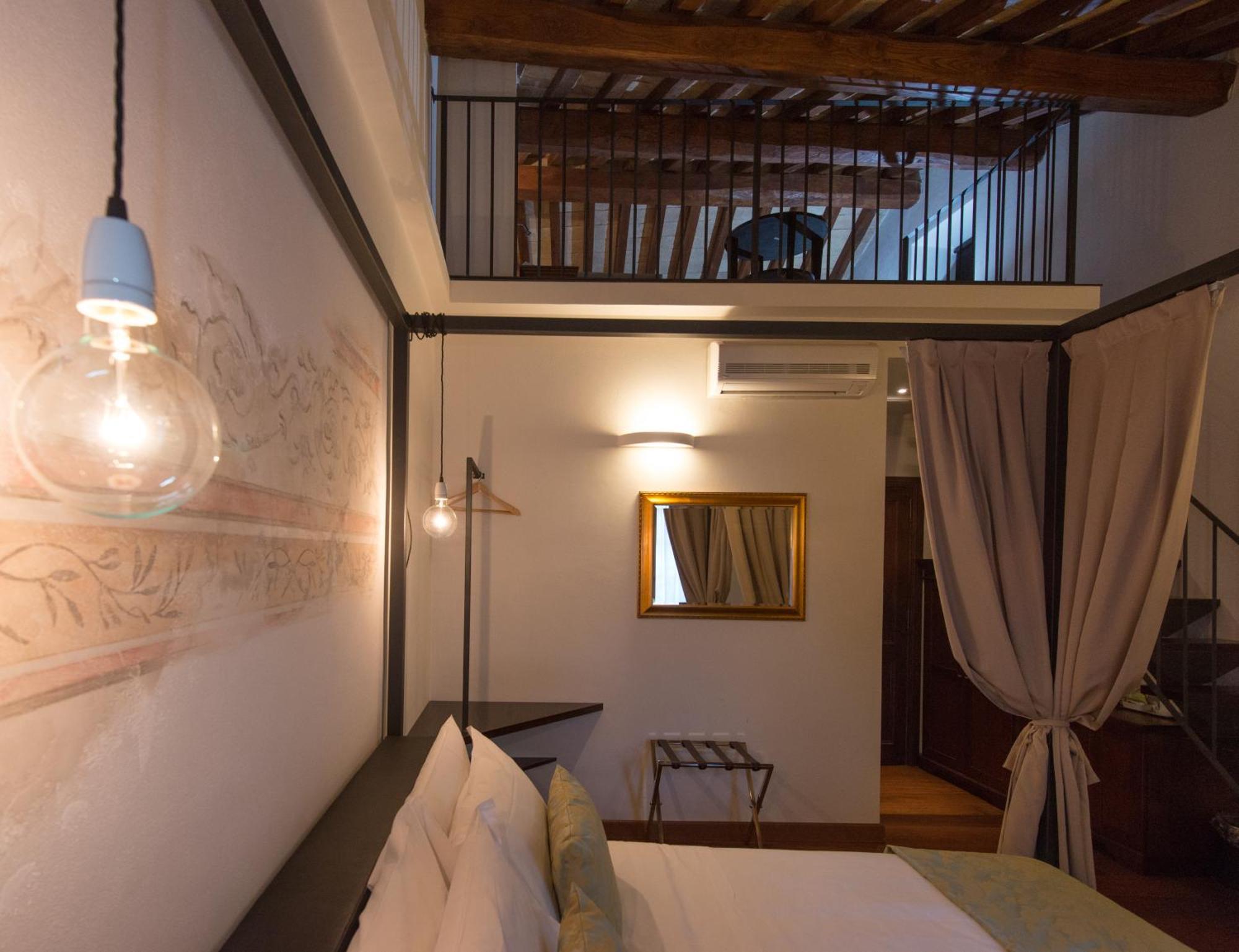 Relais Giulia Rome