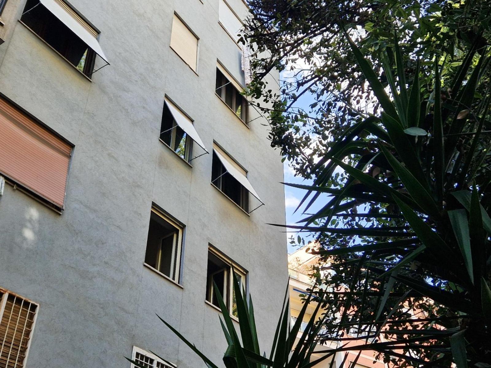Conca D'oro Colors - Metro & Wi-fi Apartment *