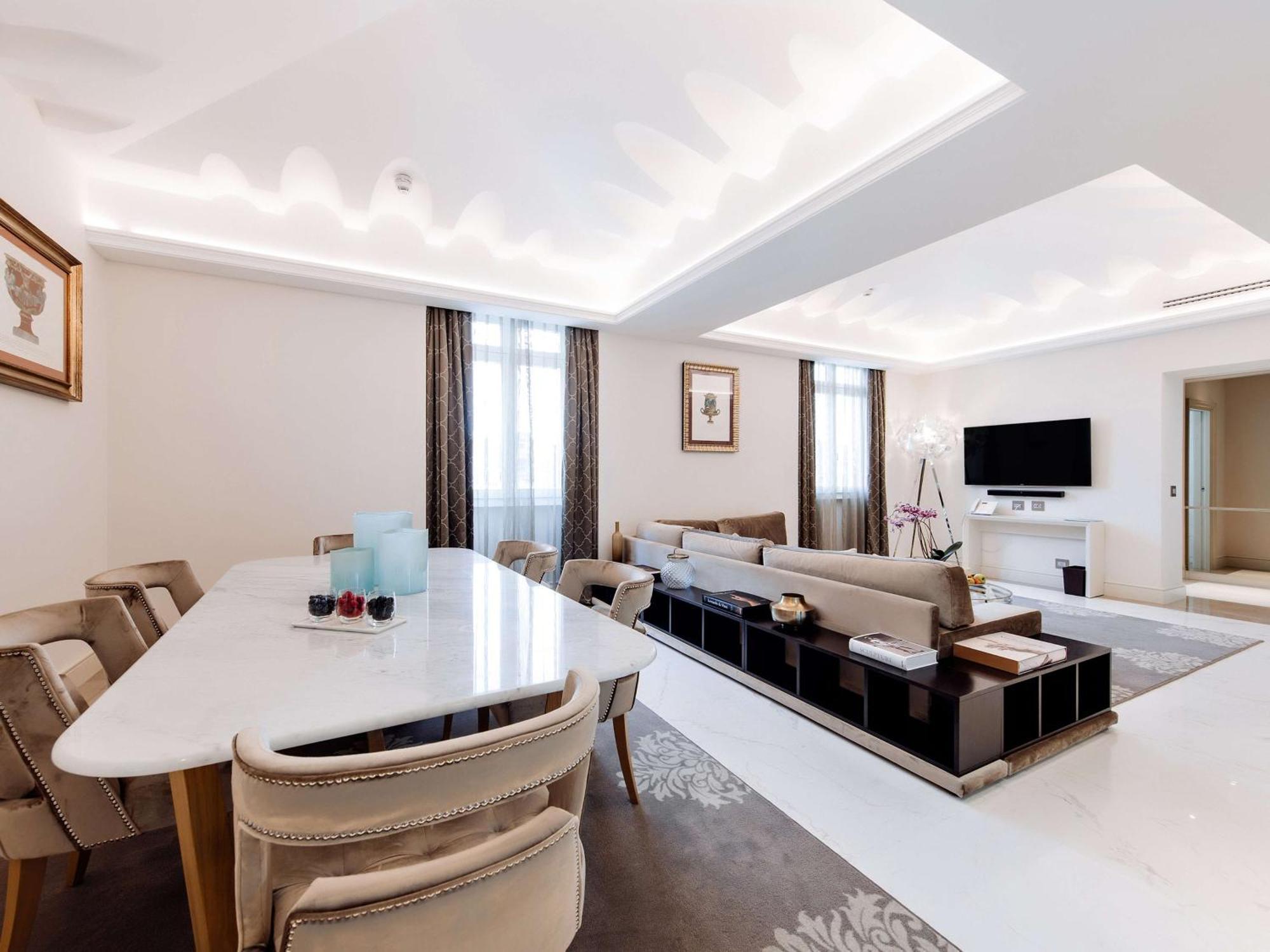 Aleph Hotel, Curio Collection By Hilton Hotel
