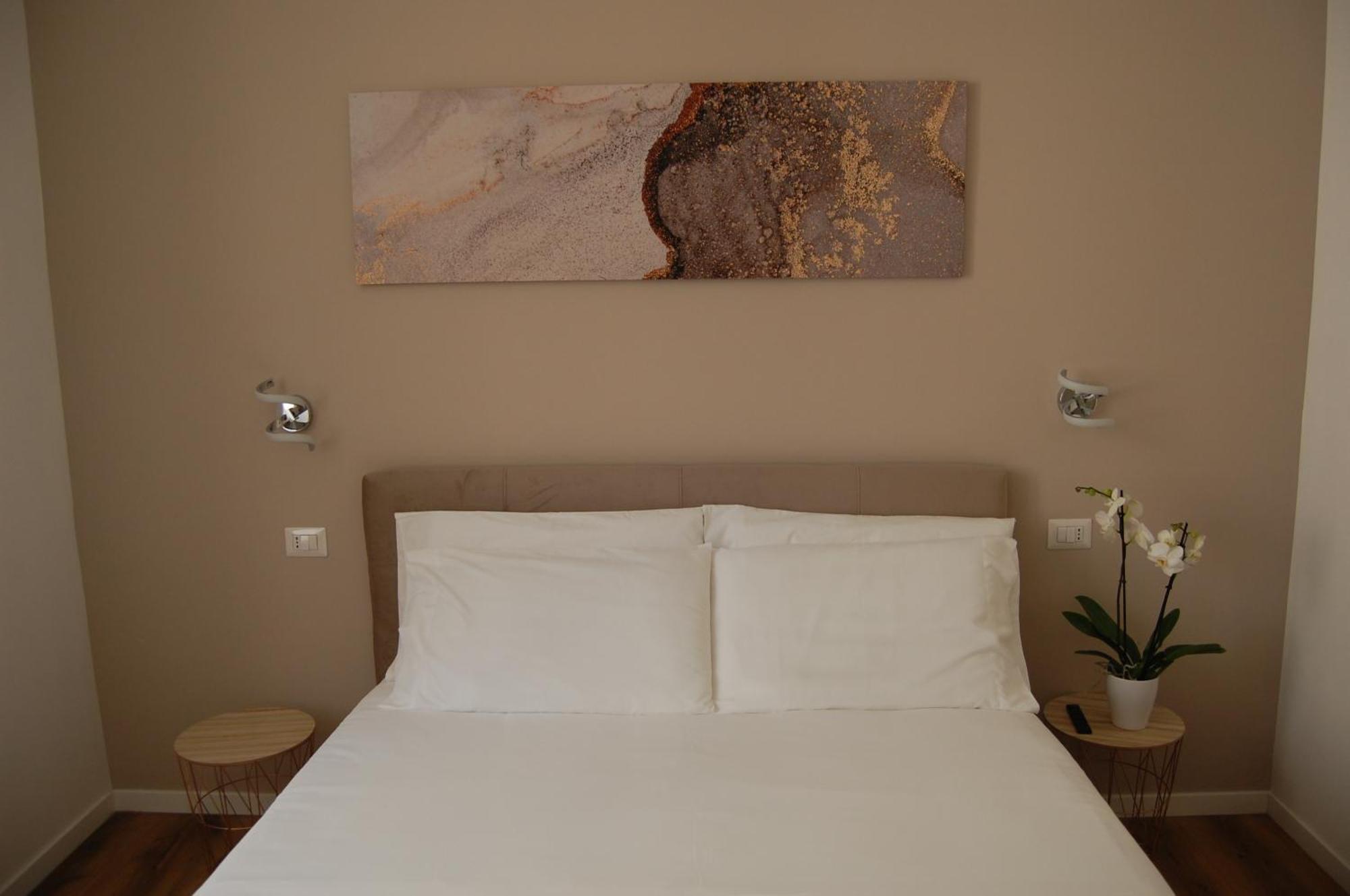 Belltower Elegans Guest house