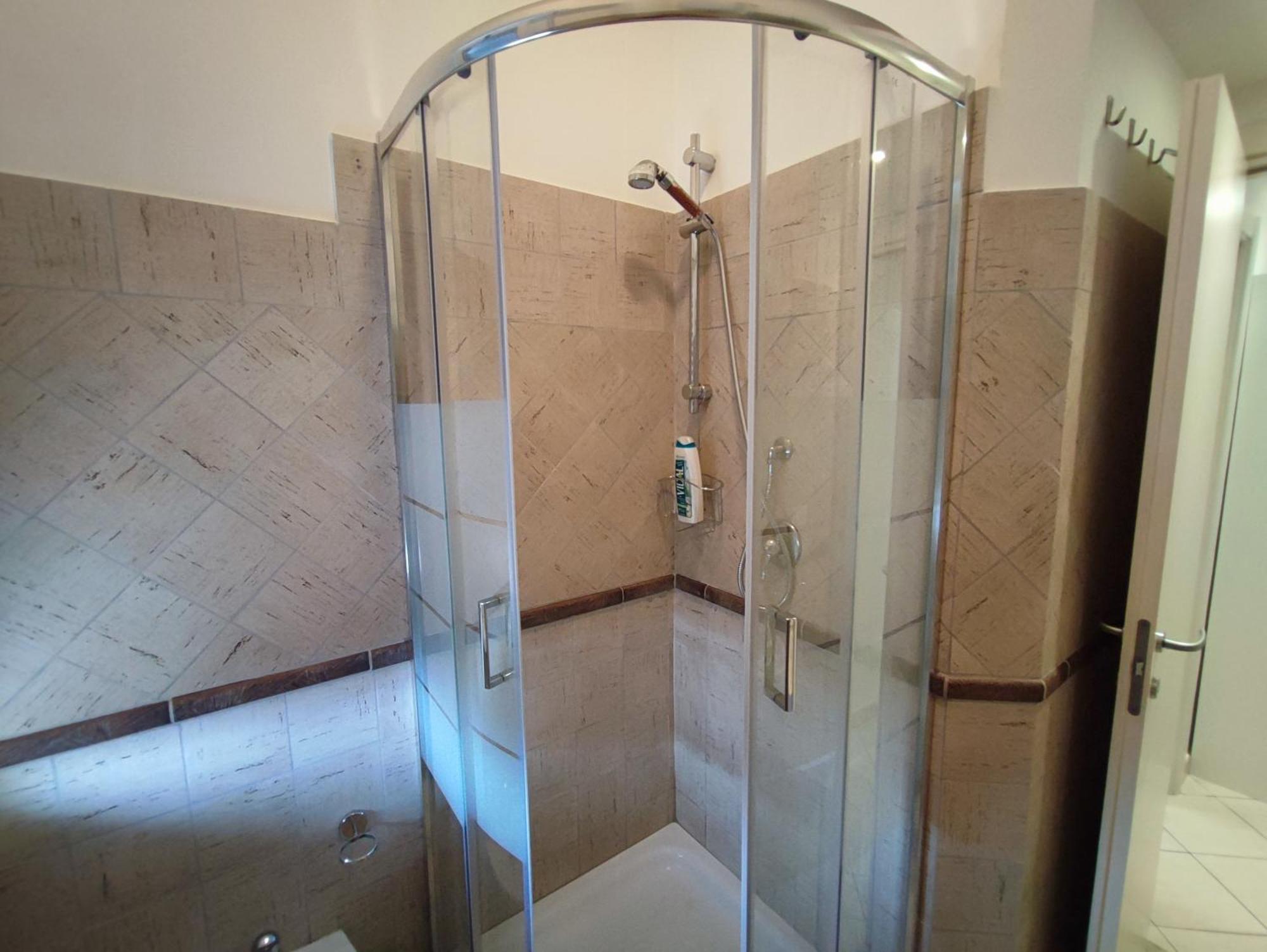 A&c Silver Diamond Apartment *