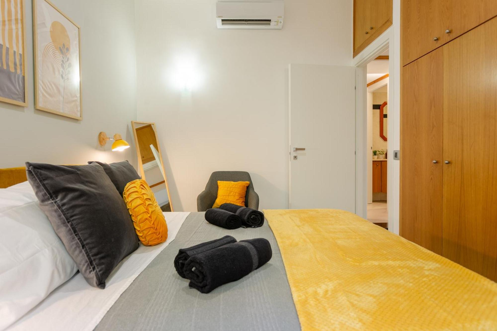 Mustard S Camillo - Homes Apartment Rome