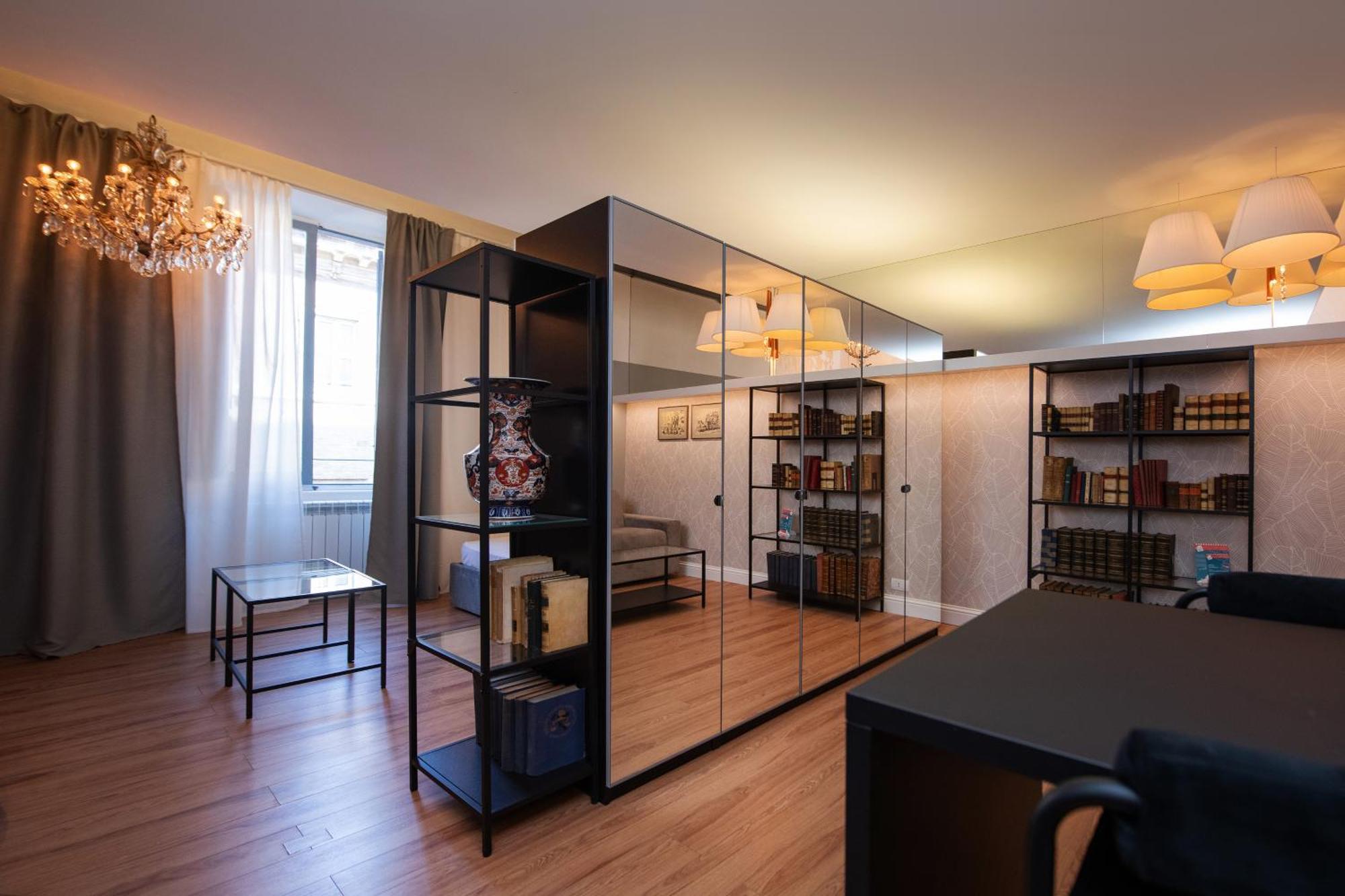 Colosseum Flat Dark Holiday home