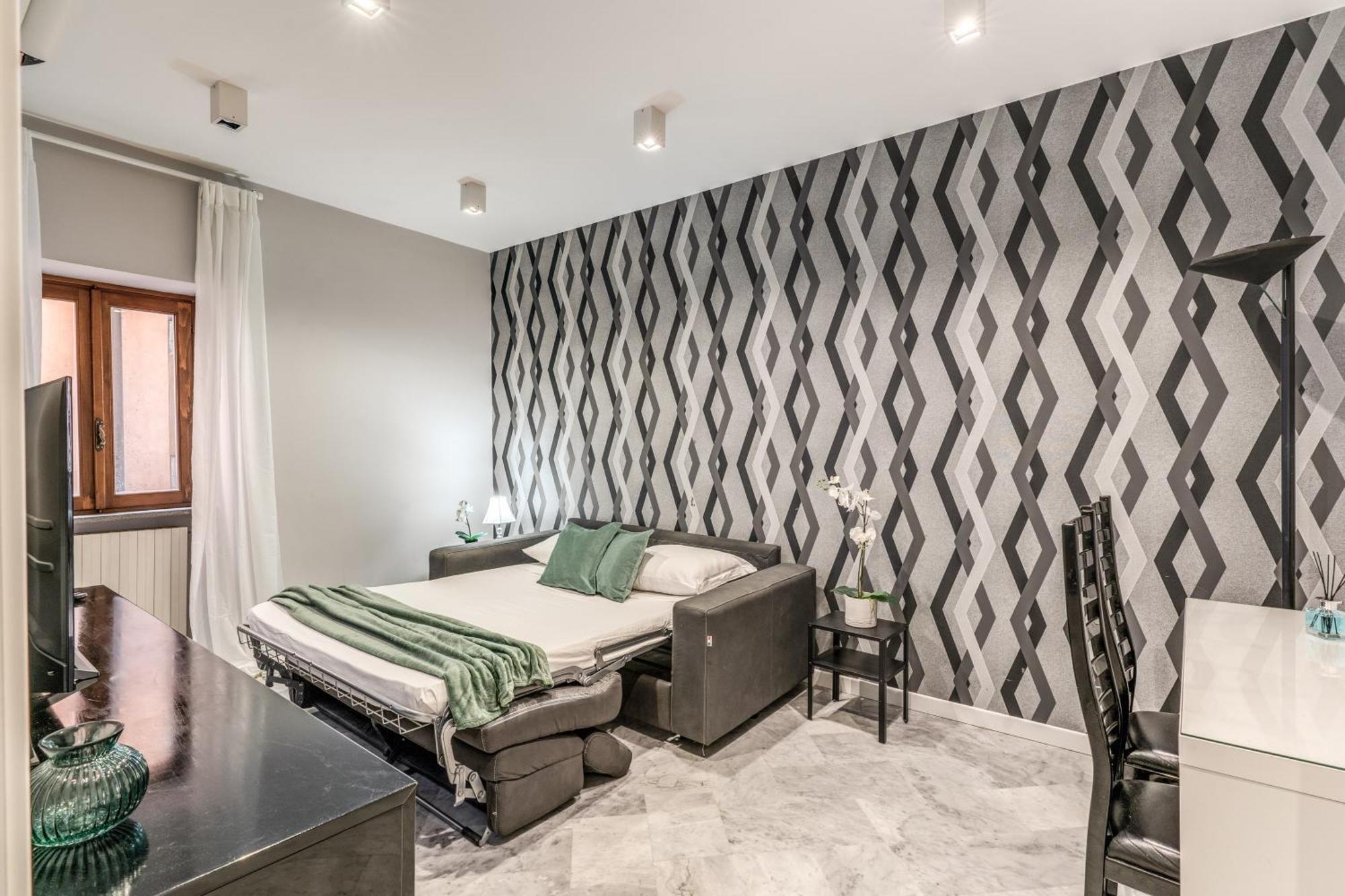 Apartment R22 Rome