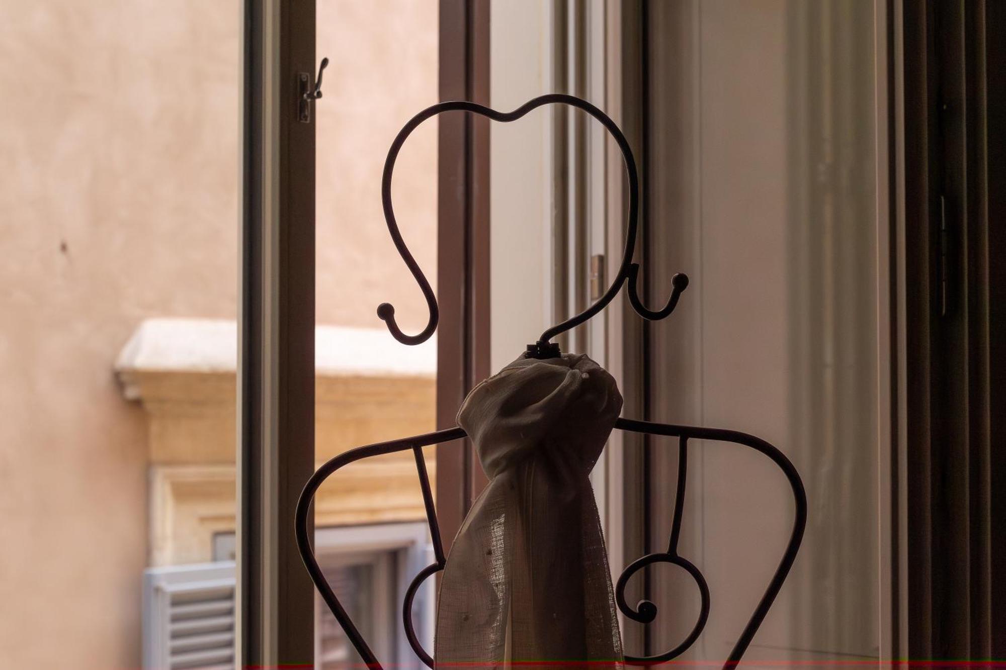 Iflat Pantheon Elegant 3-bedroom Apartment Rome