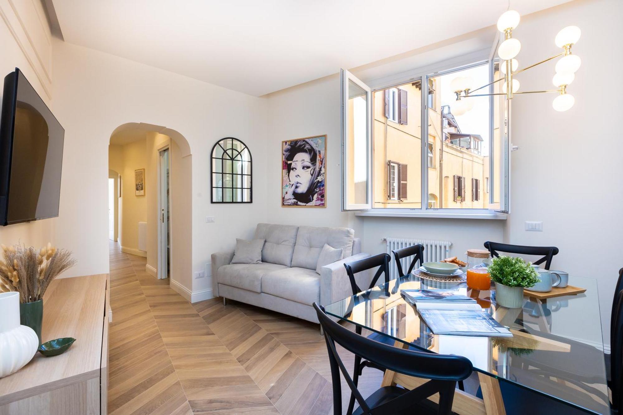 La Dolce Cavour Apartment Rome