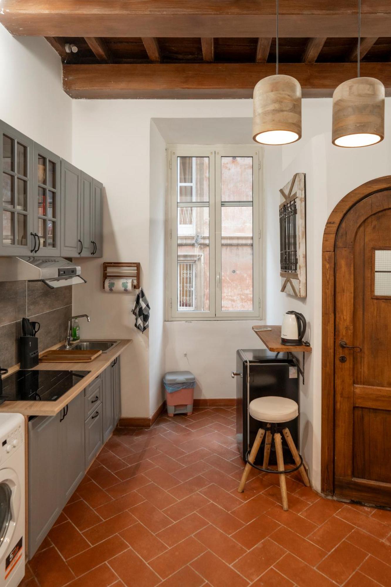 Domus Capocci - Rione Monti Rome