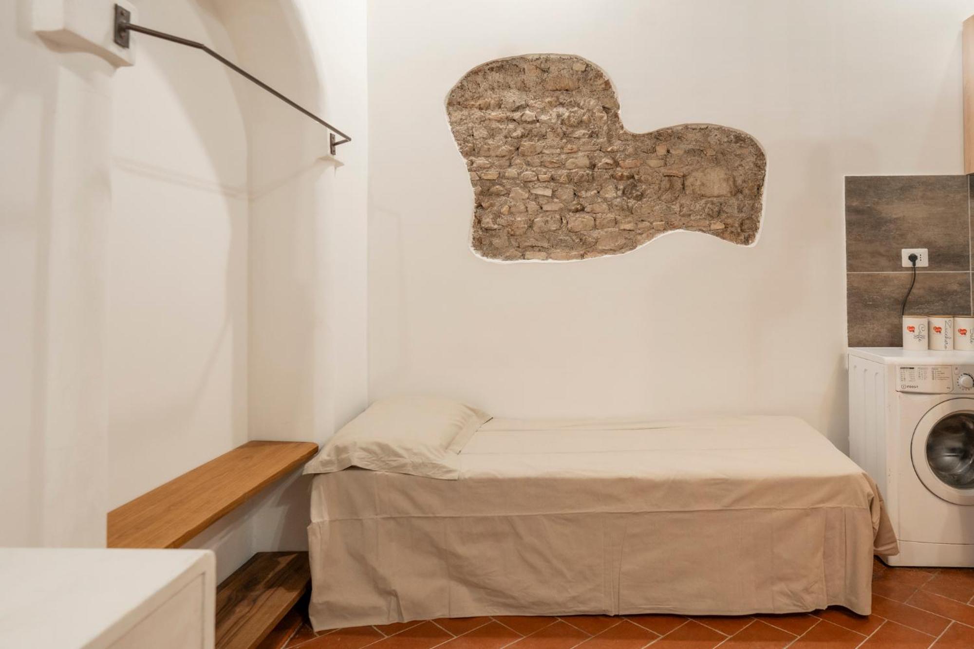 Domus Capocci - Rione Monti