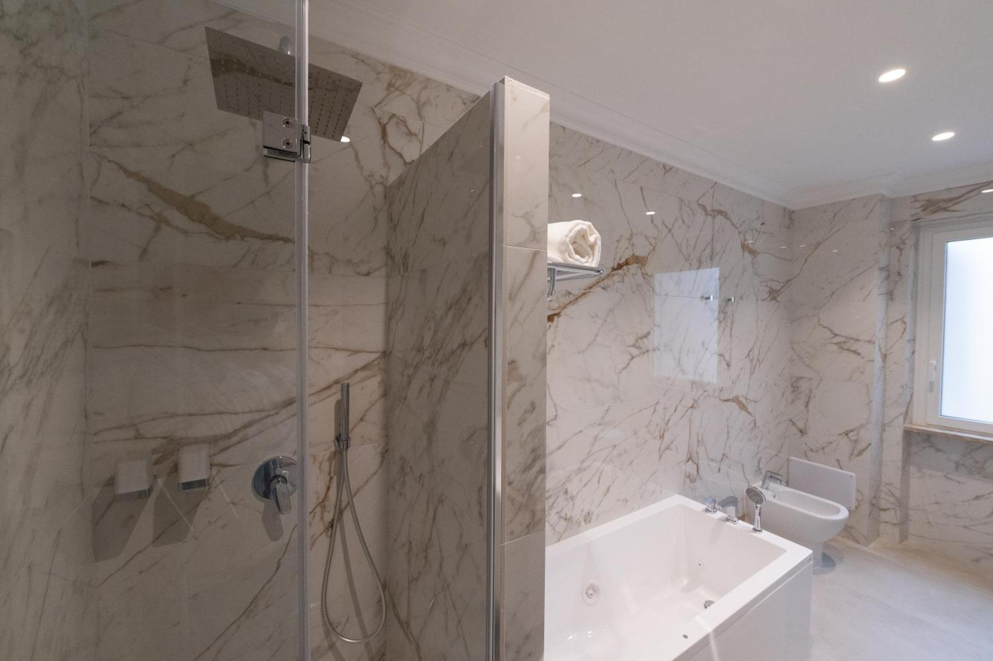 Guest house La Scalinata - Boutique Rome