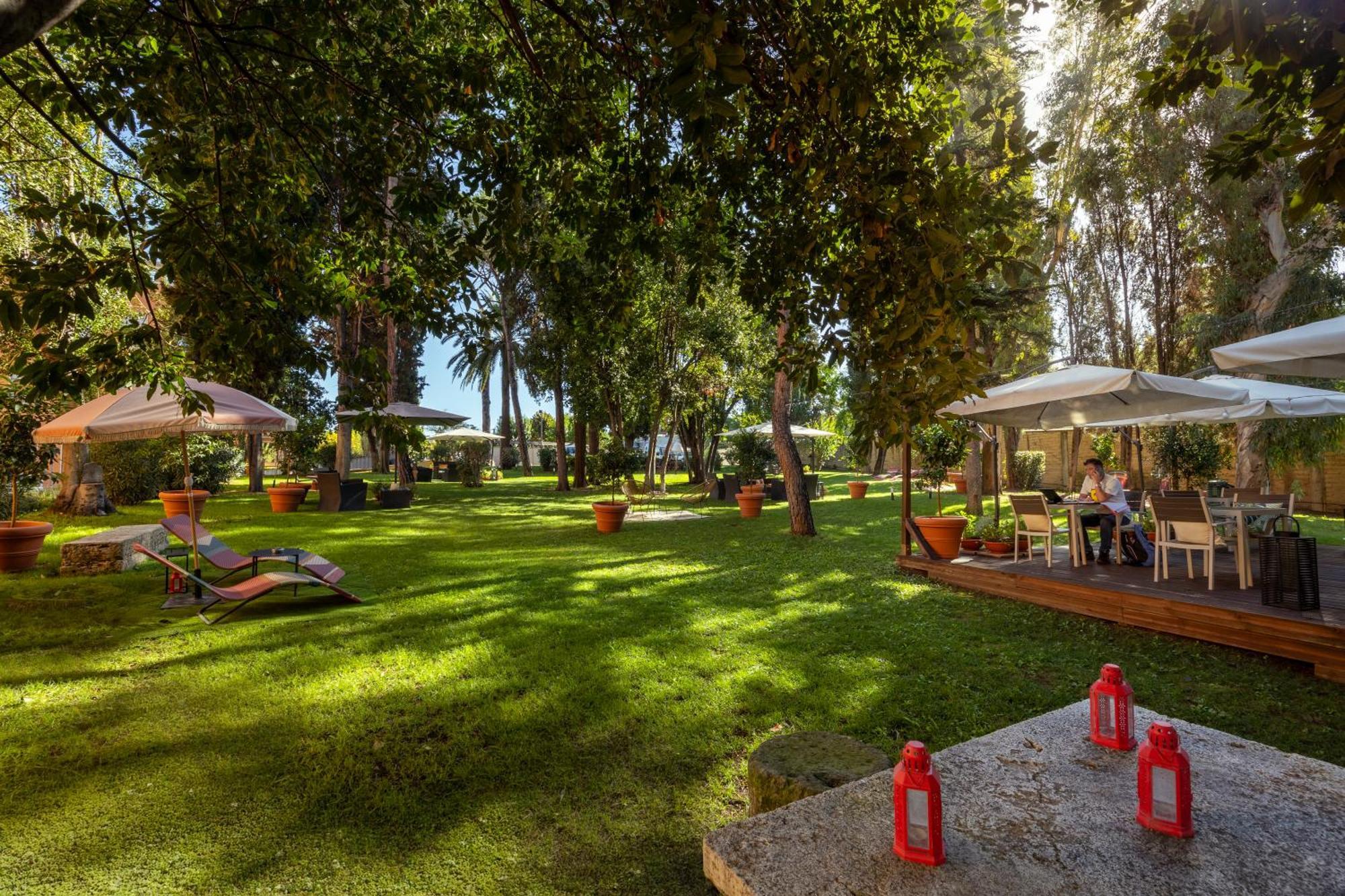 Garden Area Eur 4* Rome