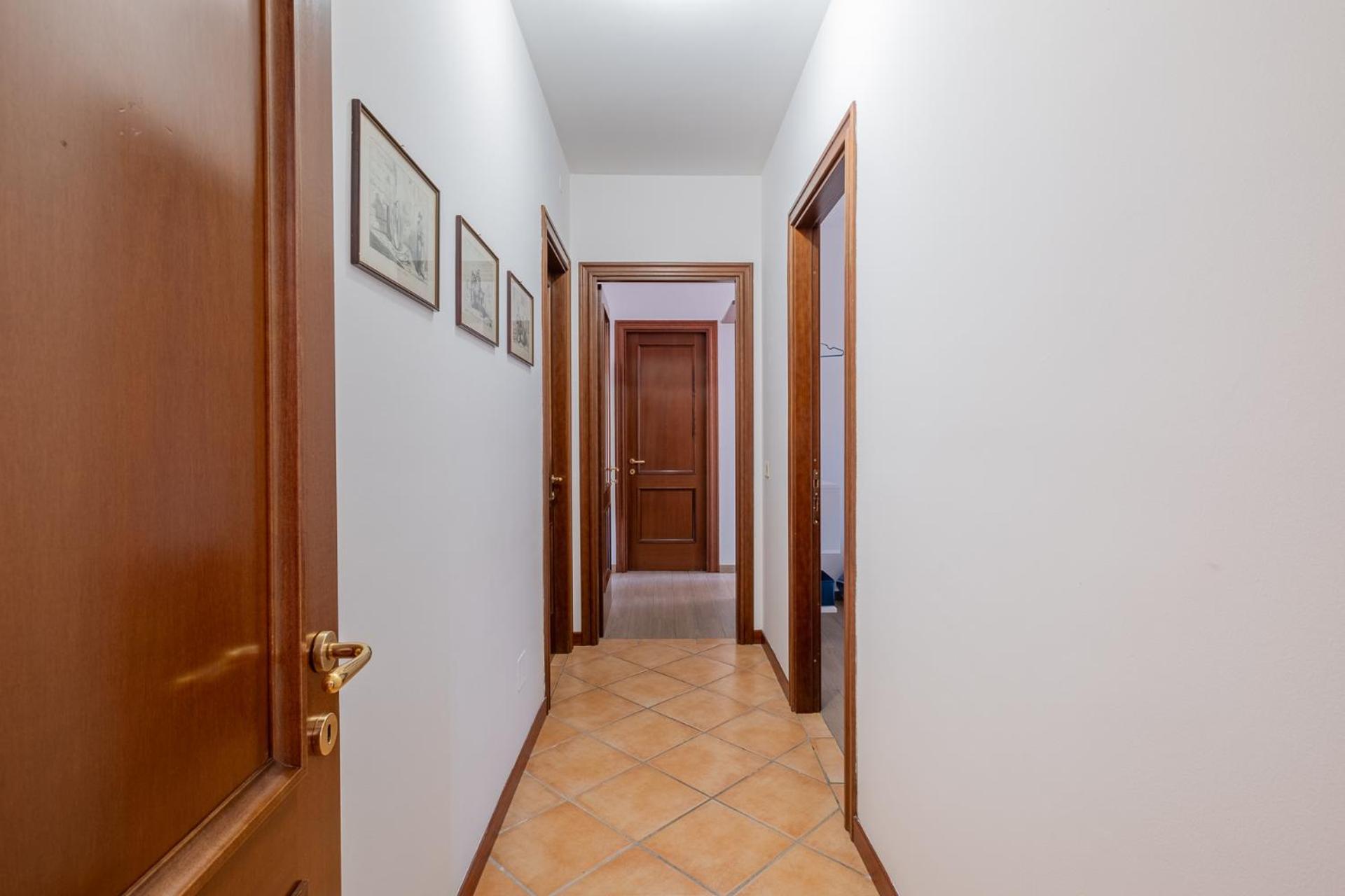 Da Cecilia Piramide Cestia Apartment Rome