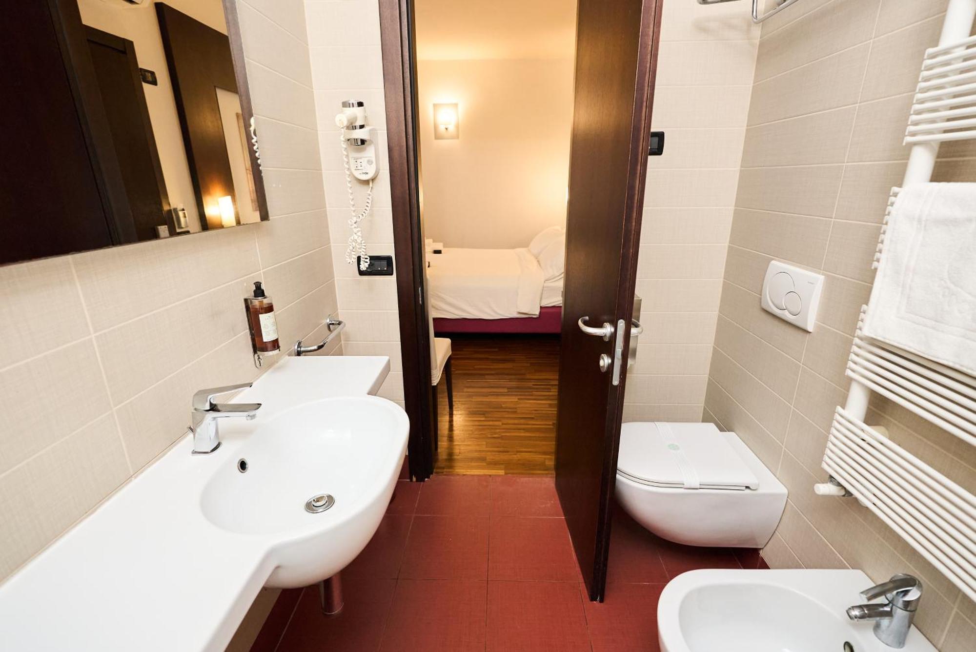 Gemini Guest house *