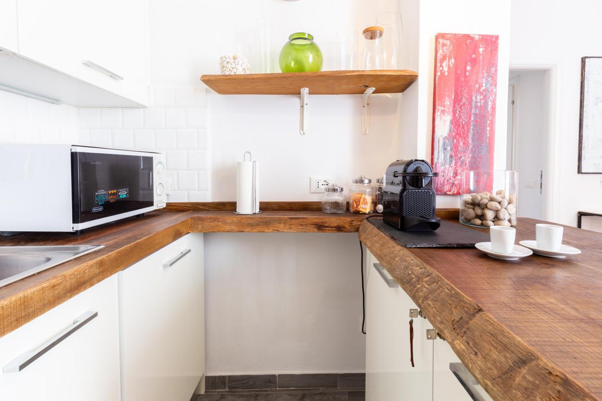 Sunny Charming 3 Bdr, 3bath * Rome