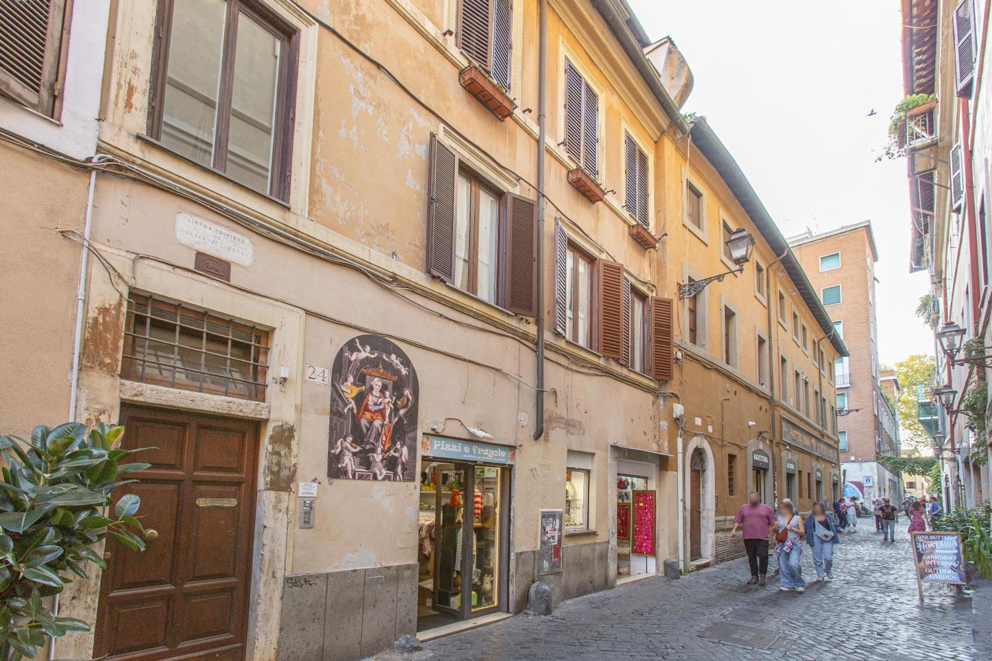 Happy Trastevere In Appartamento *