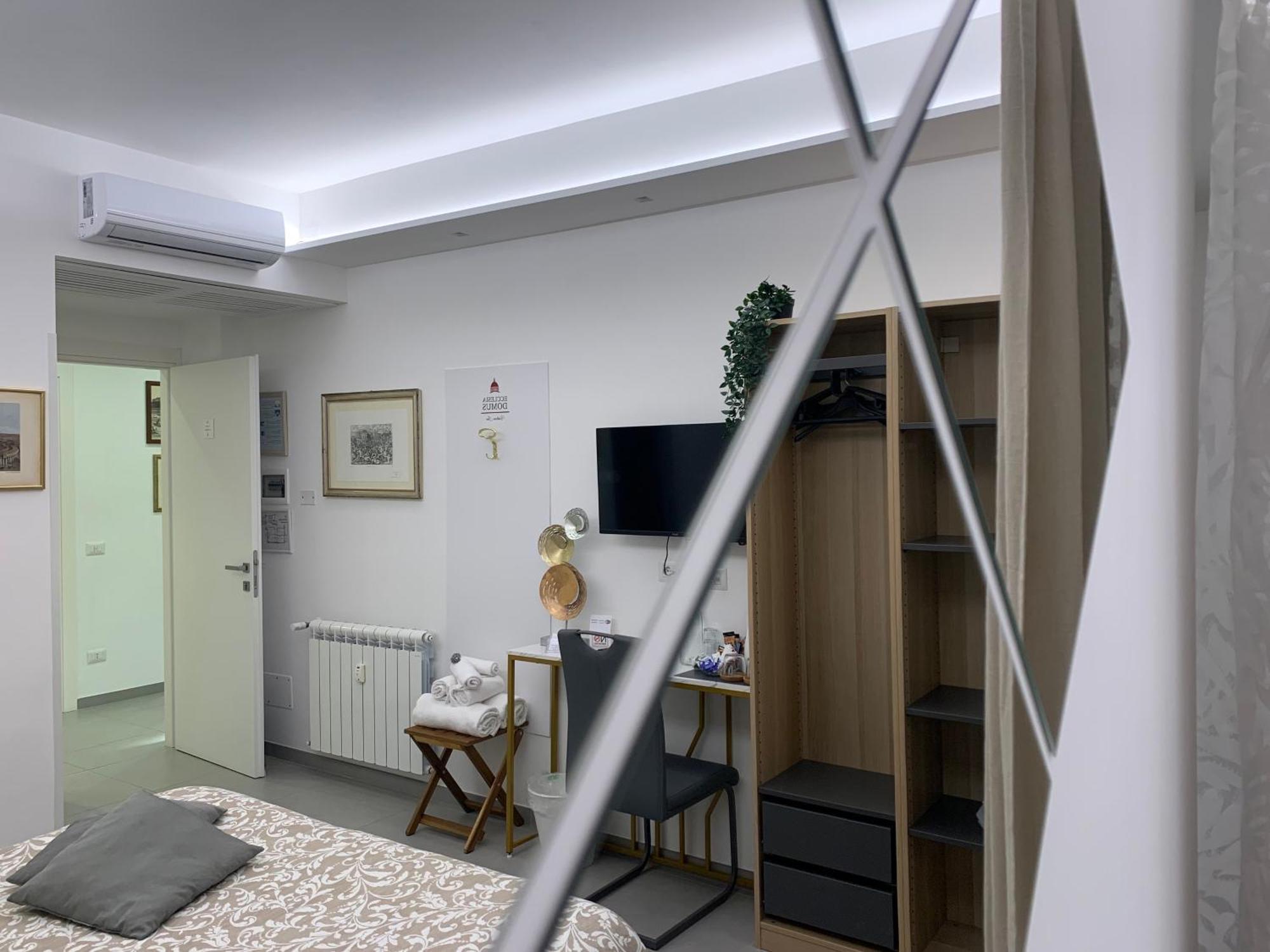 Ecclesia Domus Vatican Guest house *