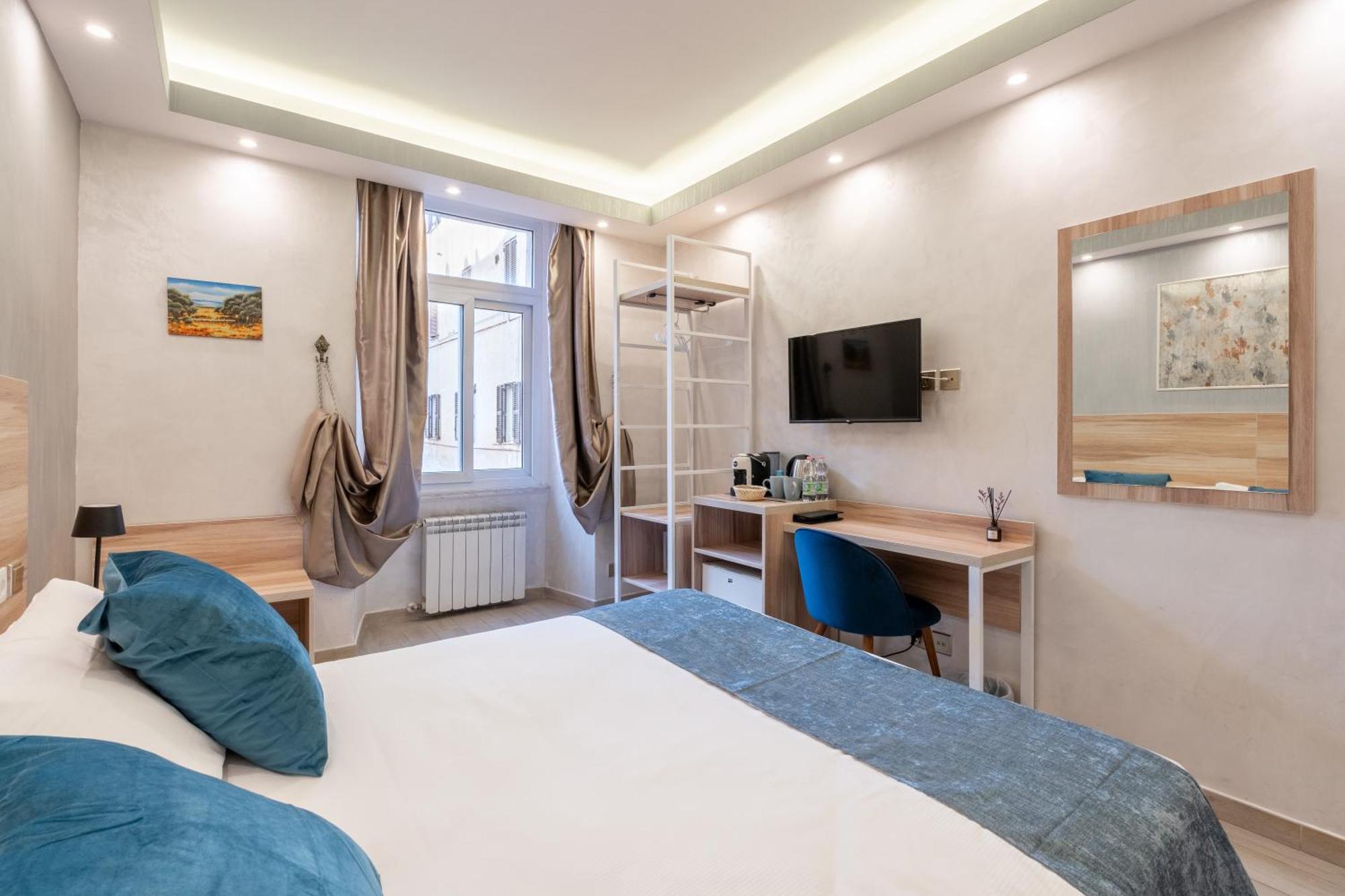Drago D'oro - Accross From Metro Vittorio Emanuele Bed & Breakfast Rome