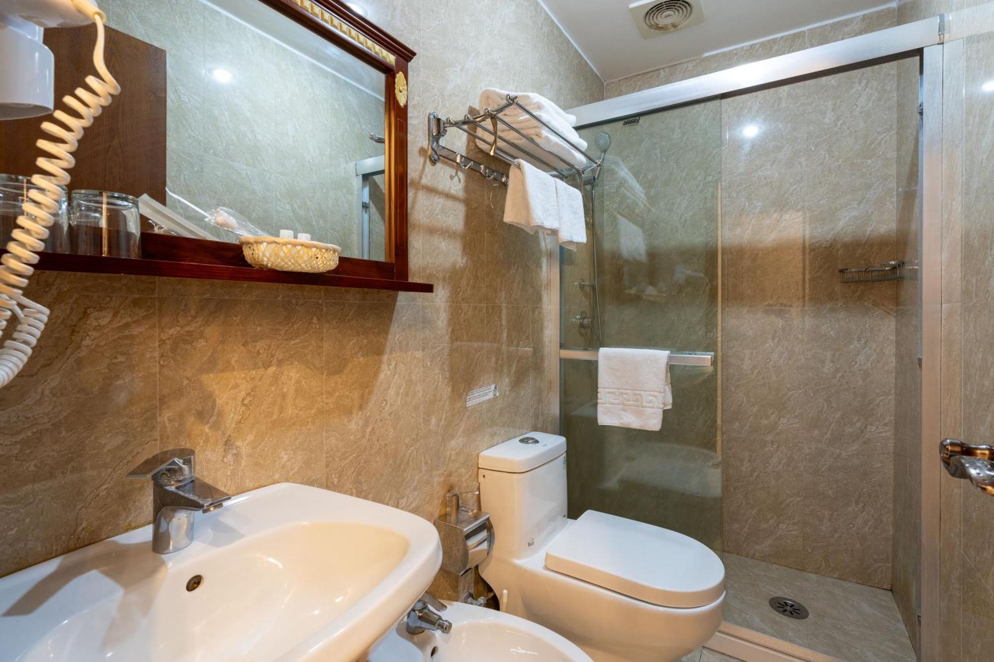 Drago D'oro - Accross From Metro Vittorio Emanuele Bed & Breakfast