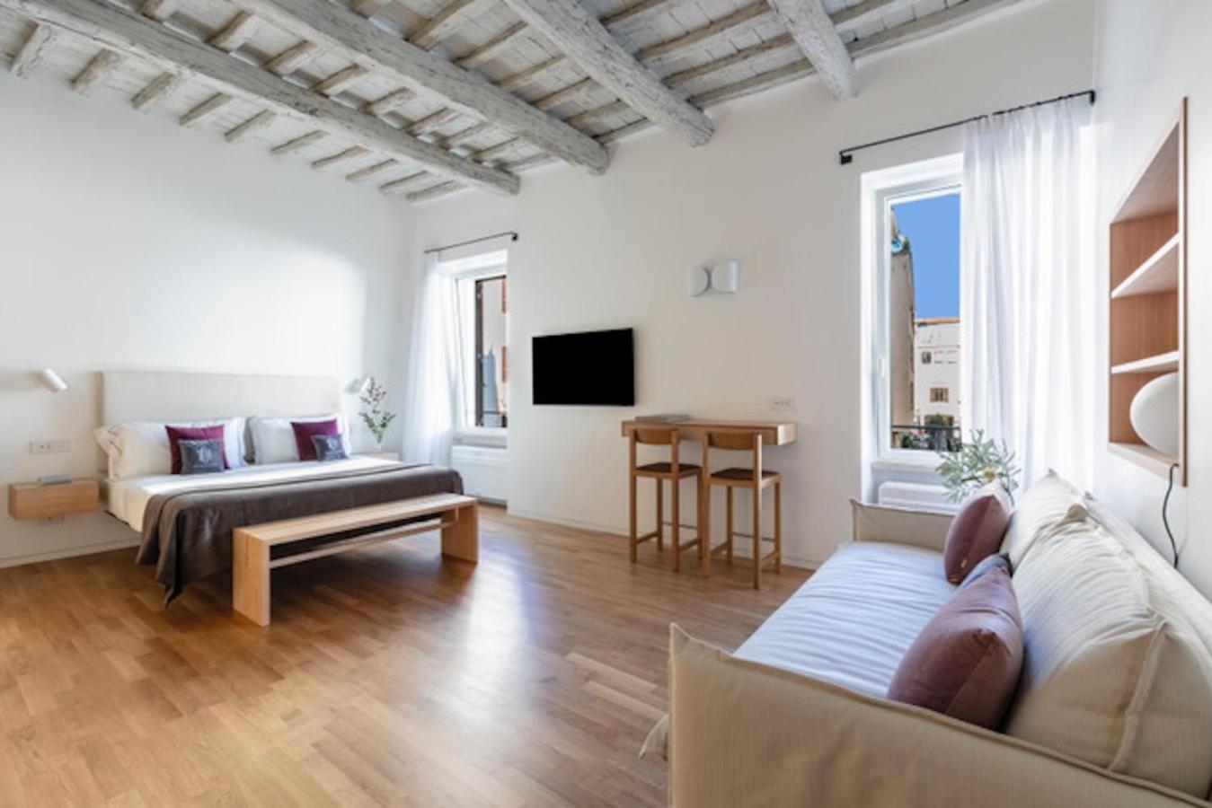 Design In The Center Of - Spanish Steps - Trevi Fountain - Piazza Del Popolo Apartment