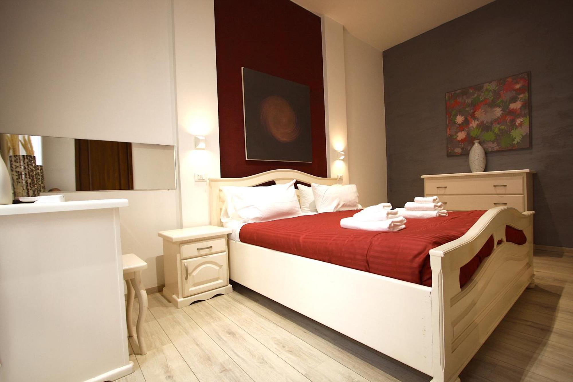 Ottaviano 2br House Apartment