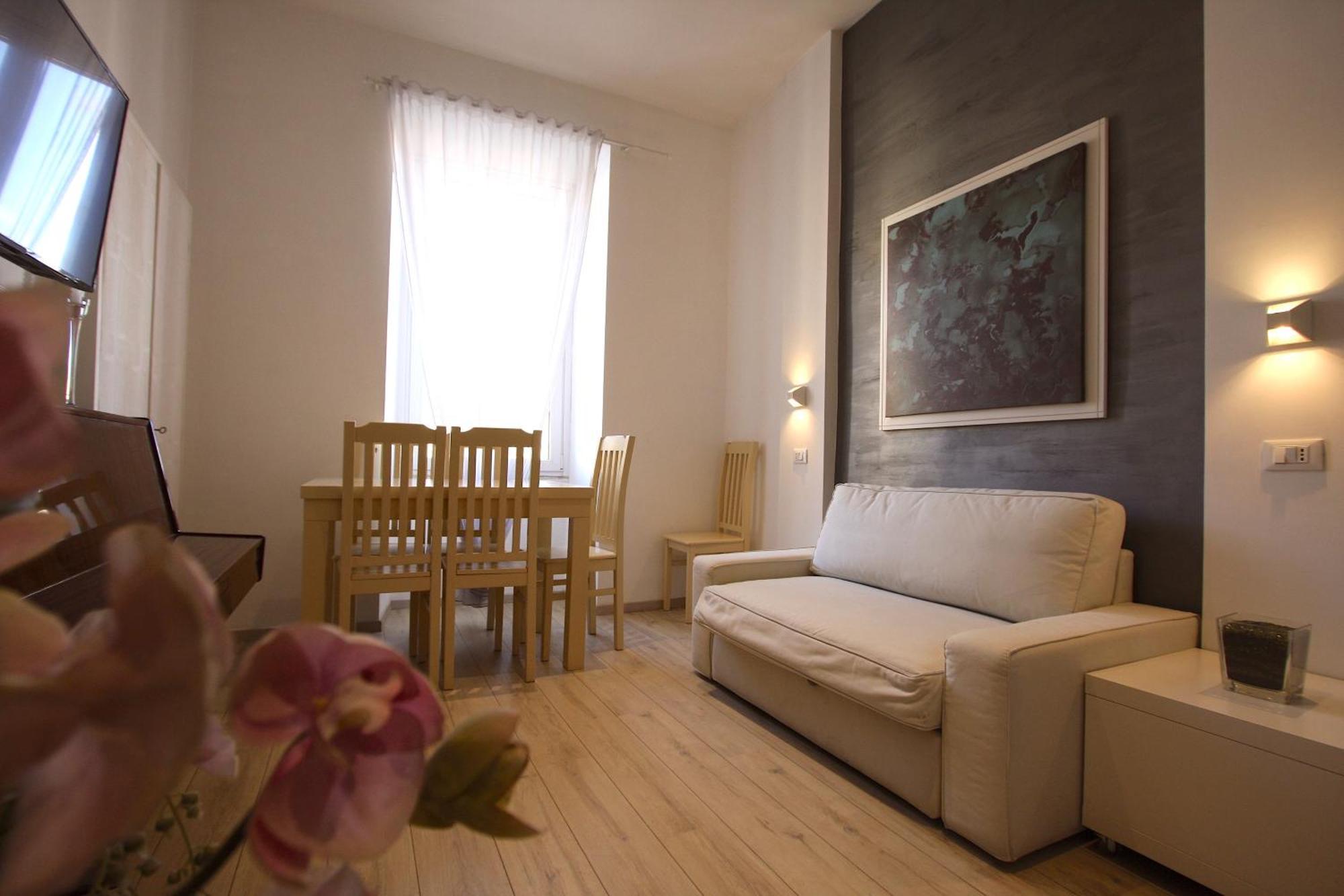 Ottaviano 2br House Apartment