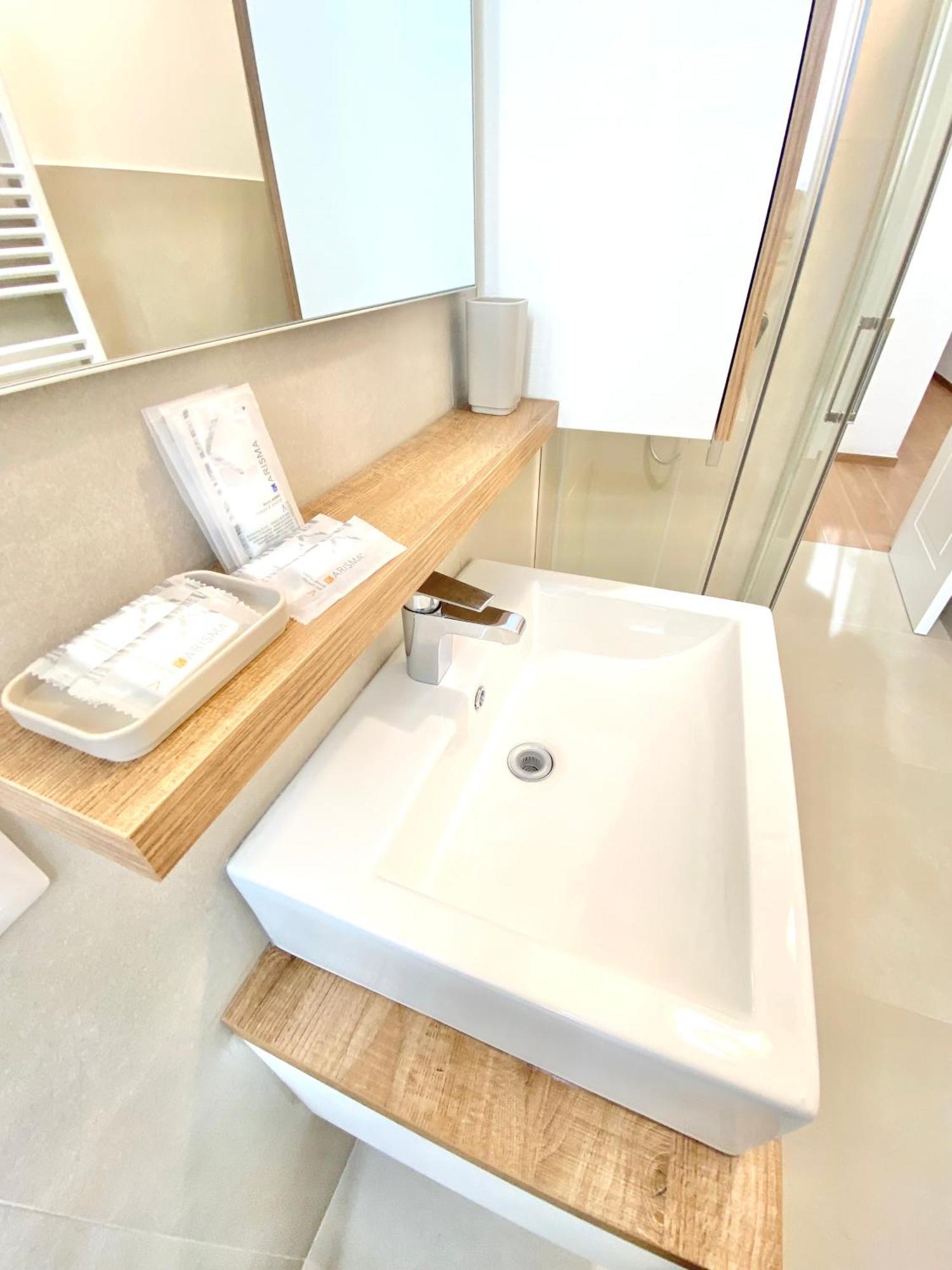 Apartment Carol House Piazza Bologna Rome