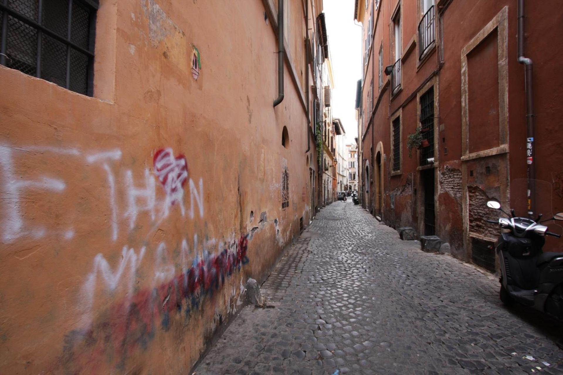 Navona Terrace 2br House Apartment Rome