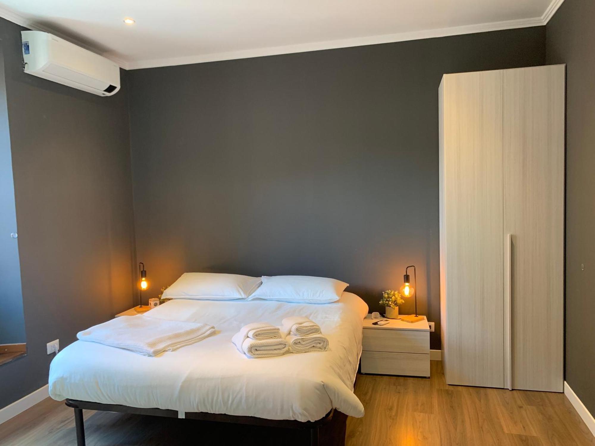 San Lorenzo Elegance - Just Steps From The Colosseum Apartment Rome