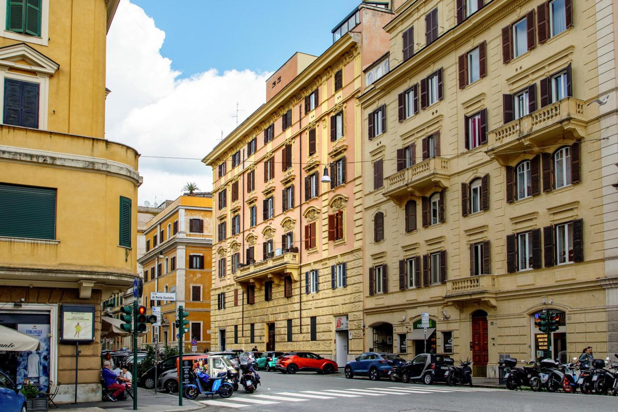 Porta Castello Charme Apartment