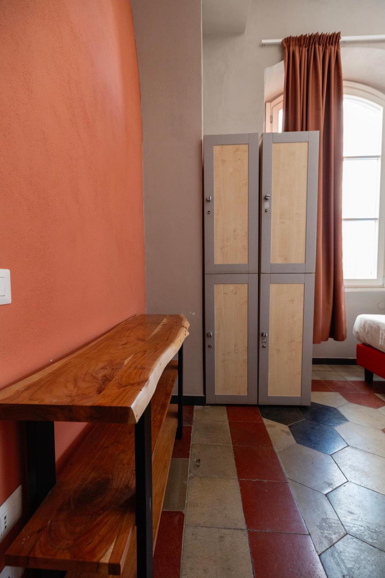 Borgo Ripa Urban Travel Hostel Rome