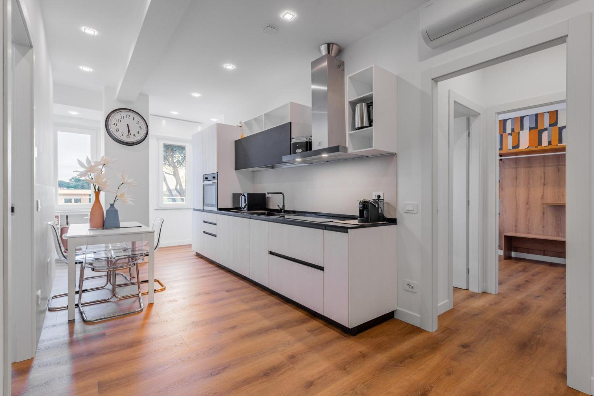 Apartment Delina- Luxury Metro A Rome