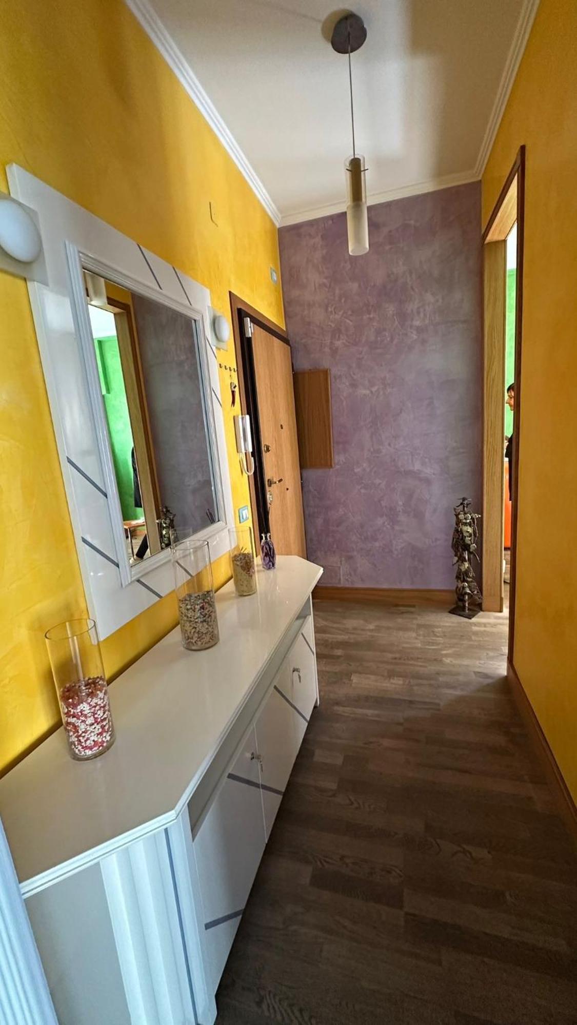 Urban House Apartment